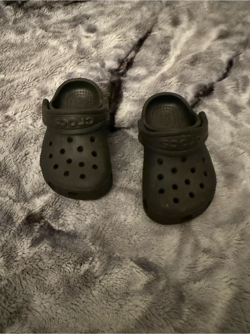 CROCS Kids Black Classic Clog size 5c